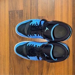 Air Jordan 1 low “University Blue Black”